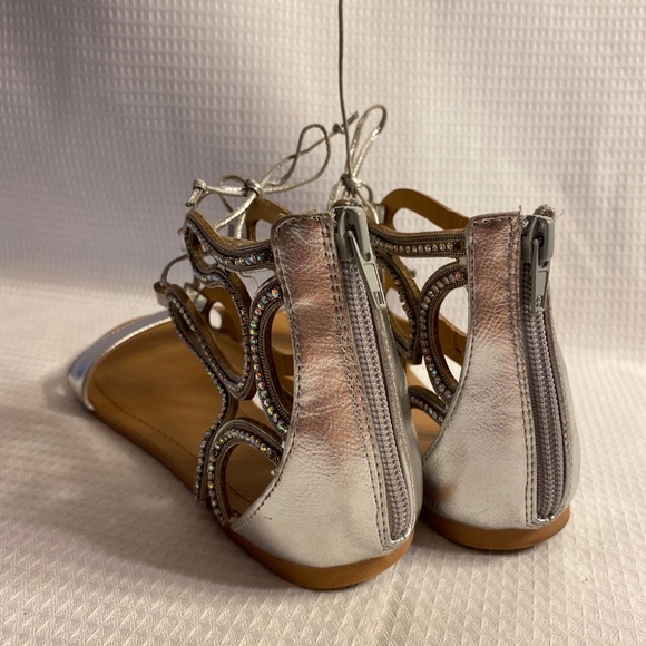 EUCβ¨ Womenβs Silver Express Sandals - Picture 3 of 4